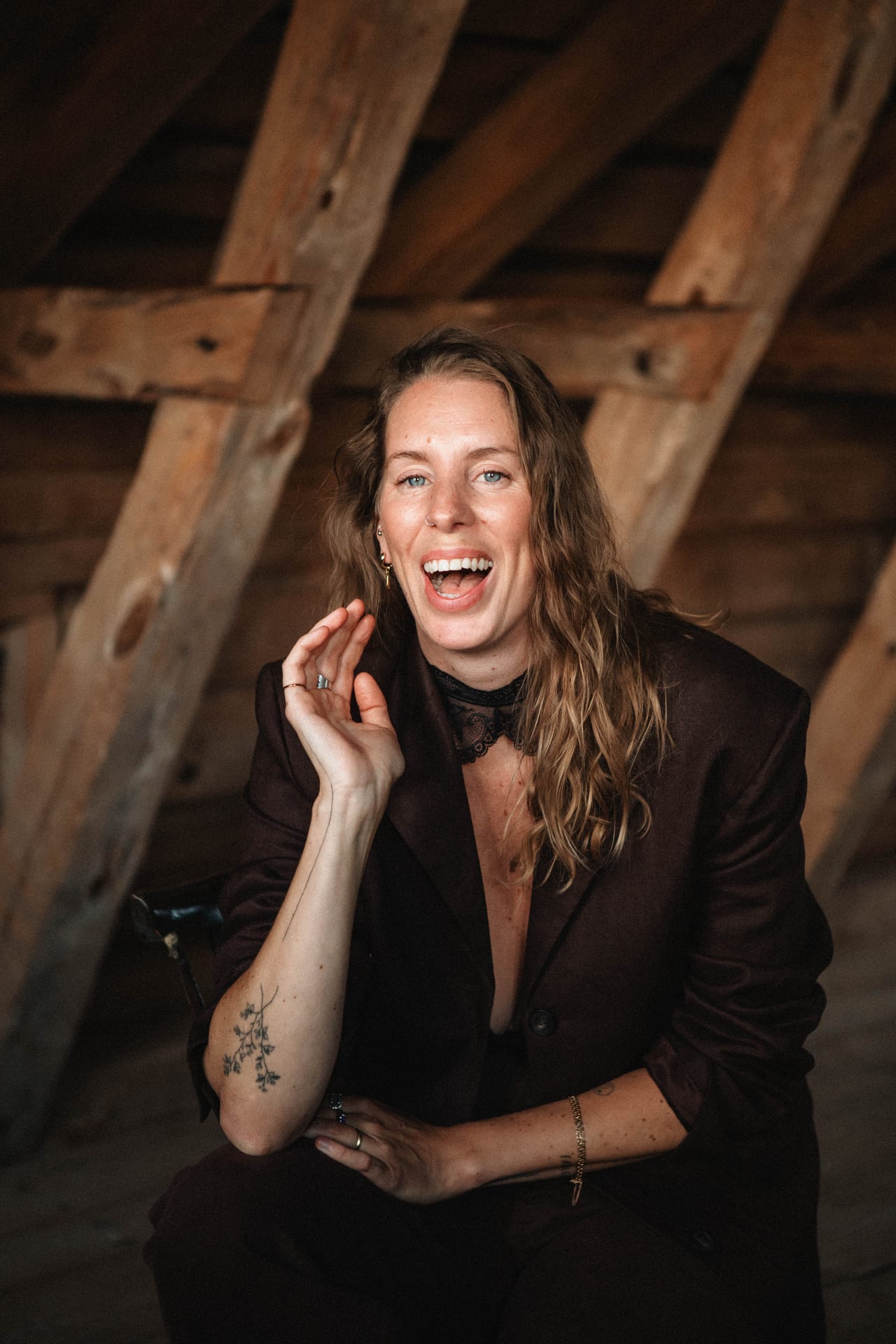 Hanna Ideäng i blå klänning
